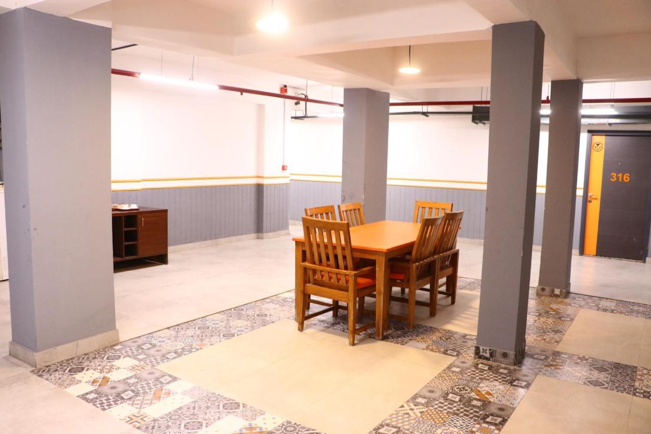 غازي أباد Virohaa Garden Hotel المظهر الخارجي الصورة