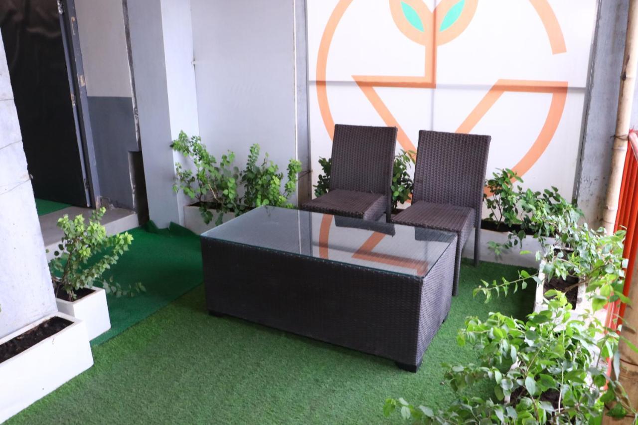 غازي أباد Virohaa Garden Hotel المظهر الخارجي الصورة