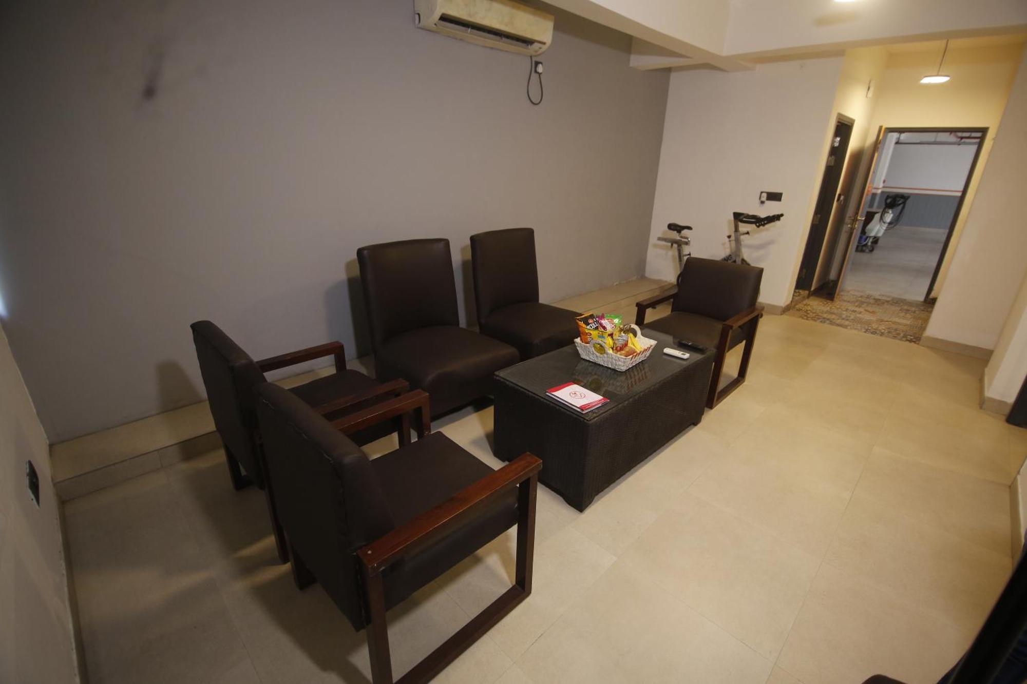 غازي أباد Virohaa Garden Hotel المظهر الخارجي الصورة